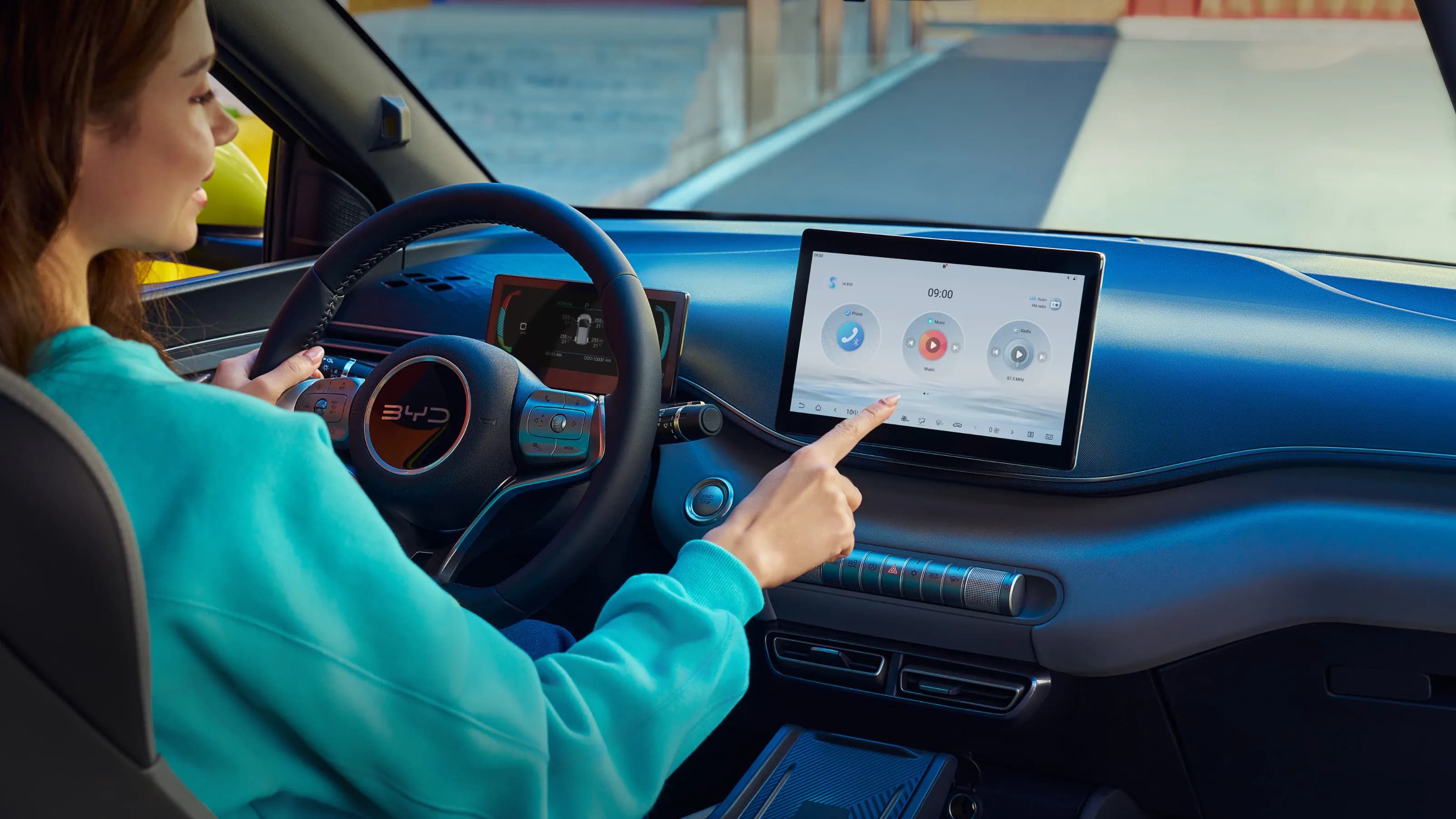 BYD DOLPHIN SURF — cockpit inteligent, ecran tactil