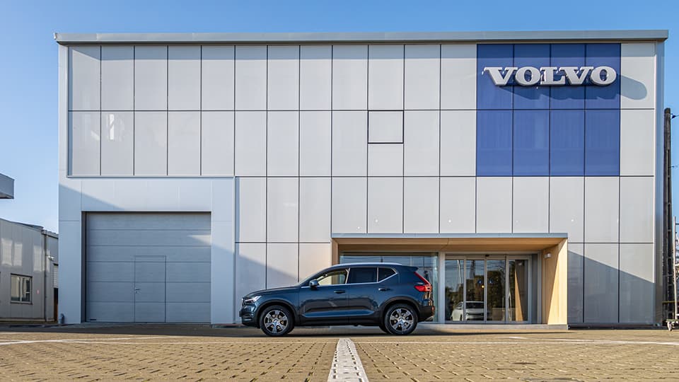 Showroom Volvo — Cybernet Autocenter